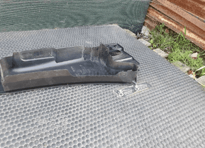 Podszybie 8K2819447 8K2819424 Oslona Wycieraczki Maskownica Klapka Klema Angielskie UK AUDI A4 B8 32