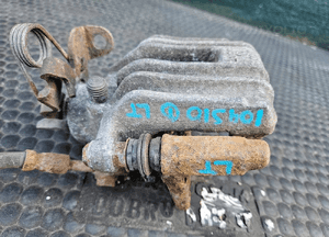 Zacisk Zaciski Jażmo Tyl Tylne Hamulcowy Hamulcowe AUDI A4 B6 B7 245 255mm 6