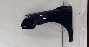 *BŁOTNIK PRZÓD PRZEDNI LEWY TOYOTA AVENSIS T25 LIFT  8S6 1