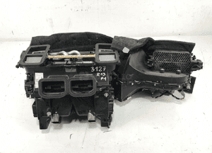 NAGRZEWNICA MERCEDES E-KLASA W212 LIFT 1
