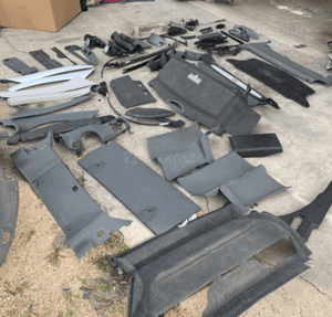 MERCEDES SL 230 cabrio boczek bagaznika tapicerka osłona plastik pasa podłoga klapa słupek 2