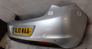 Zderzak tył tylny opel astra j 4 iv Z176 srebrny hb 3