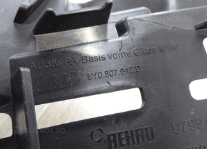 Kratka zderzaka przód AUDI A3 8Y LIFT 8Y0807647D 10