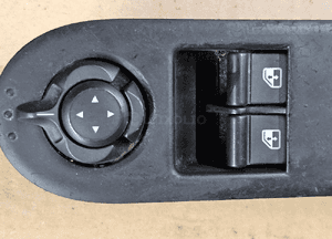Alfa Romeo 159 panel sterowania szyb 2