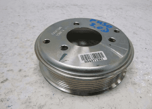 MITSUBISHI CANTER FUSO 3.0 D KOŁO POMPY WODY 3