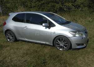 Toyota auris 2008R 2,2 d-cat drzwi błotniki silnik skrzynia w całosci na czesci dawca 1