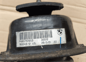 BMW X5 F15 X6 F16 M50D  3.0 D poduszka silnika  prawa lewa 685752003 685751903 4