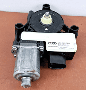 Audi E-Tron SILNICZEK ROLETY 8B9863560 2