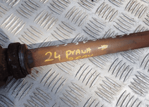 PÓŁOŚ PRAWA CITROEN C5 1,6 EHDI RADOM 3