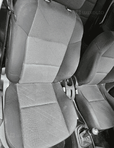 Peugeot 207  fotel przód przedni prawy 5