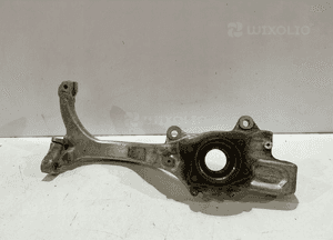 AUDI A4 S4 B6 8E Zwrotnica koła przód Lewa - 16336 1