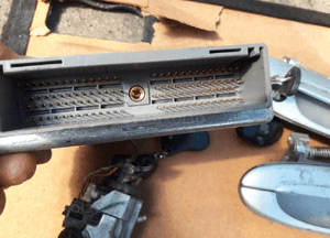 Mazda 626 lift 99-02 1.8 16V  Komputer Sterownik EPA2 4