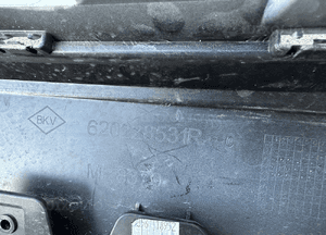 Zderzak przód przedni dacia sandero iii 3 2020- 620228531R  kratka cały 8
