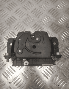 Bmw F25 X3 zamek klapy bagażnika 7233025 7