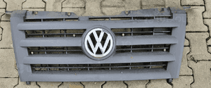 VW Crafter grill atrapa 1