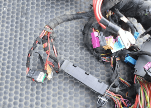 Wiazka Instalacja Wnetrza EUROPA AUDI A4 B6 Benzyna 3.0 ASN V6 Kombi Automat 14