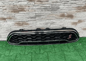 Grill atrapa nerki zderzak mini F60 s 7405406 1