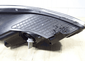 Hyundai IX20 lift 15-19 lampa lewa przód soczewka 92101-1K 6