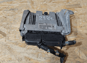 STEROWNIK SILNIKA KOMPUTER TOYOTA YARIS II 1.4D 0281012517 89661-0D450 4