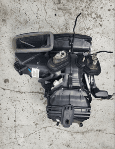 OBUDOWA NAGRZEWNICY NAGRZEWNICA Klimatyzacja Ford B-Max BMax AV11-19B555-AD 2