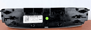 Audi Q2 Panel sterowania klimatyzacji 8V0820043BK 4