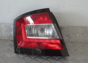 Lampa tylna tył lewa skoda fabia iii 3 hb 6V6945095 2014 6