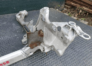 Sanki 8T0399315J Belka Wózek Zawieszenia Trawers Przod Przednia Audi A4 B8 A5 8T 6