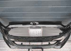 Zderzak przedni przód ford fiesta MK7 lift sport 2012-2017 5
