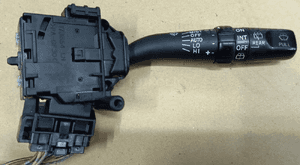 Toyota Avensis T25 Corolla Verso przełącznik wycieraczek 84652-05170 1