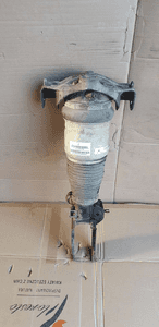 Amortyzator mcperson prawy przód przedni VW Touareg 7L 7L6412022AG 1