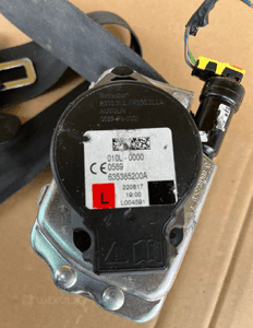 Pas bezpieczeństwa przedni lewy z nabojem 635385200 Land Rover Discovery Sport L550 2