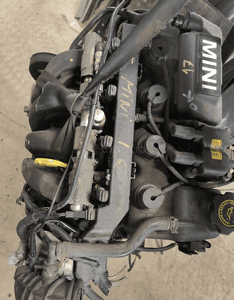 Mini on r50 1.6 benzyna OE W10B16D SILNIK KOMPLETNY BEZ ALTERNATORA 1
