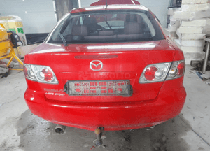 Mazda 6 02-07 HB Klapa tylna tył kolor szyba w kolor SU 1