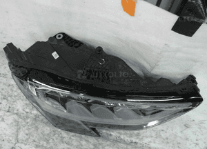 Audi A3 S3 8Y0 lampa przednia prawa 4