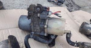 Mazda 3  BK 03-09  5 05-10 1.8 2.0 2.3 16V pompa wspomagania Elektryczna 8