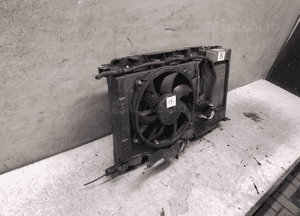 Peugeot 308 1.6 Hdi pas przedni chłodnica wody wentylator intercooler 9680533480 3
