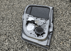 Drzwi lewe lewy tył tylne peugeot 208 ii 2019-2024 8