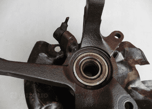 ZWROTNICA PIASTA LEWY PRZÓD MATRIX 1,5 CRDI 03R 3