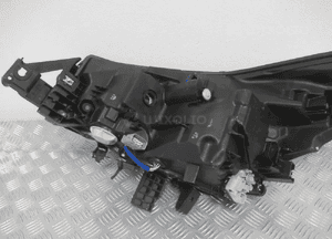 Lampa przednia przód prawa subaru forester v 5 sk led 2018-2021 19