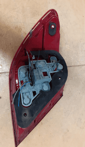 Lampa tył tylna prawa mercedes-benz W204 c-klasa sedan 2