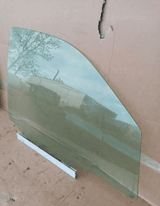 Szyba prawy przód przednia prawa Mercedes ML W163 A1637200218 4