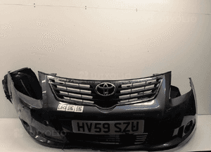 Zderzak przód przedni toyota avensis T27 8U5 szary grafitowy pdc czujniki halogeny 1