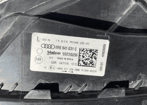 Audi Q5 lift 8R0941031C bixenon lewy skrętny 12- 5