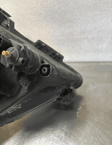Lampa prawy przod suzuki swift iii 3 35100-62J11 8