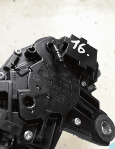 Silniczek wycieraczek tył VW CADDY touran 1T0.955.711C 2