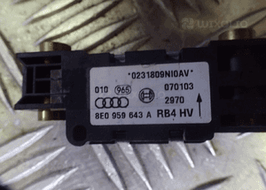AUDI A4 B6 B7 CZUJNIK UDERZENIA 8E0959643A RADOM 3
