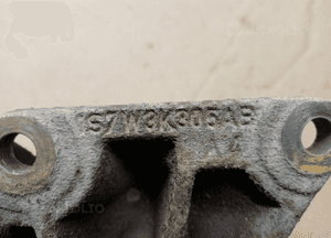 łapa podpora półosi Ford Mondeo MK3 2.0 16V 1S7W3K305AB 6