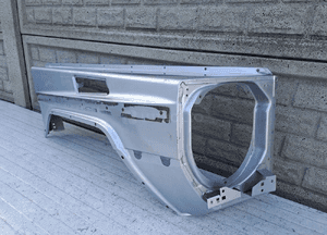 Mercedes g klasa W463 błotnik prawy przedni 2