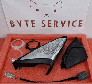 BMW 5 G30 G31 BowersWilkins Osłona Trójkąt Lusterka Prawa 65136807486 1