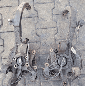 Chevrolet Epica  zwrotnica piasta tyl tylna prawa 1